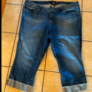 Torrid size 22 chopped denim jeans